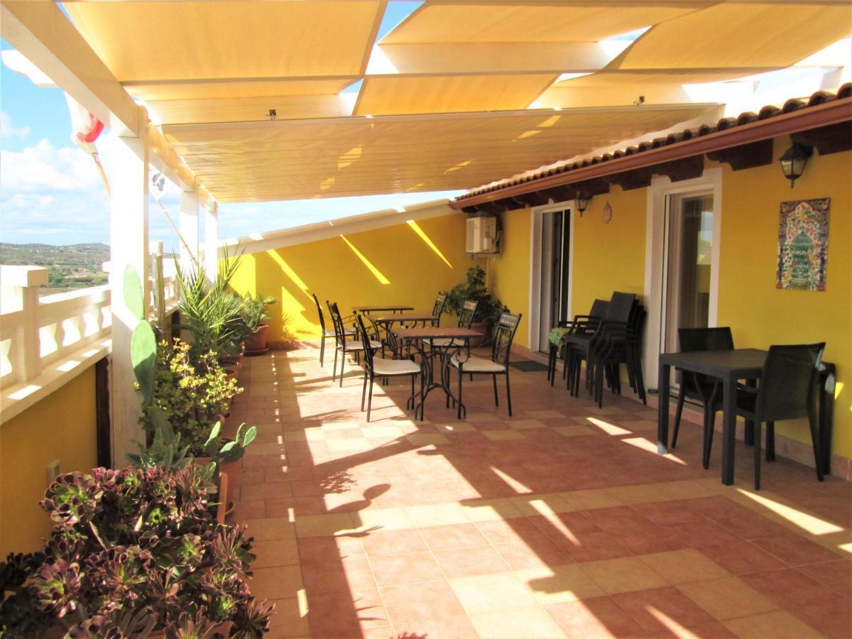B&B Le Terrazze Isola Di S. Antioco SantʼAntìoco 외부 사진